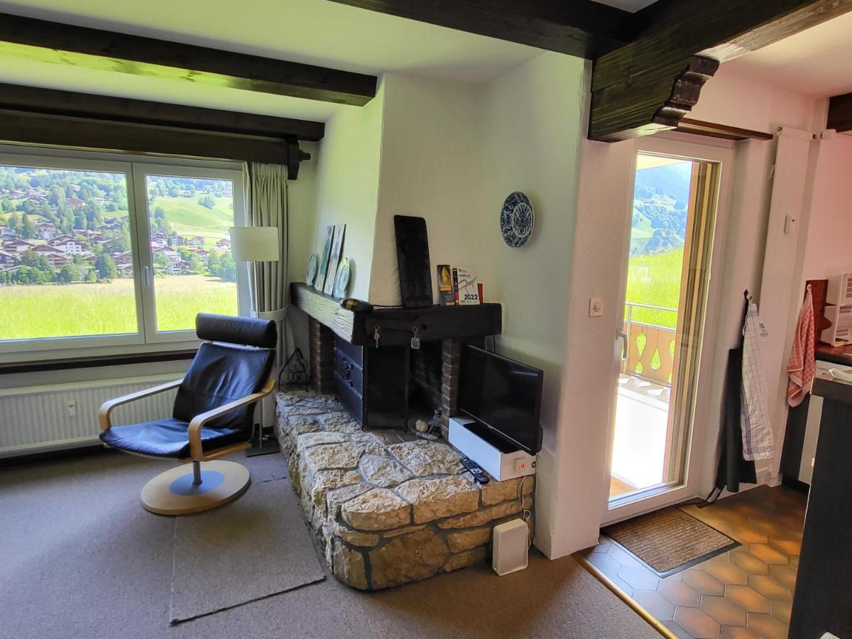 Appartement In Hus Signal Met Prachtig Uitzicht Op De Bergen Klosters-Serneus Exterior foto